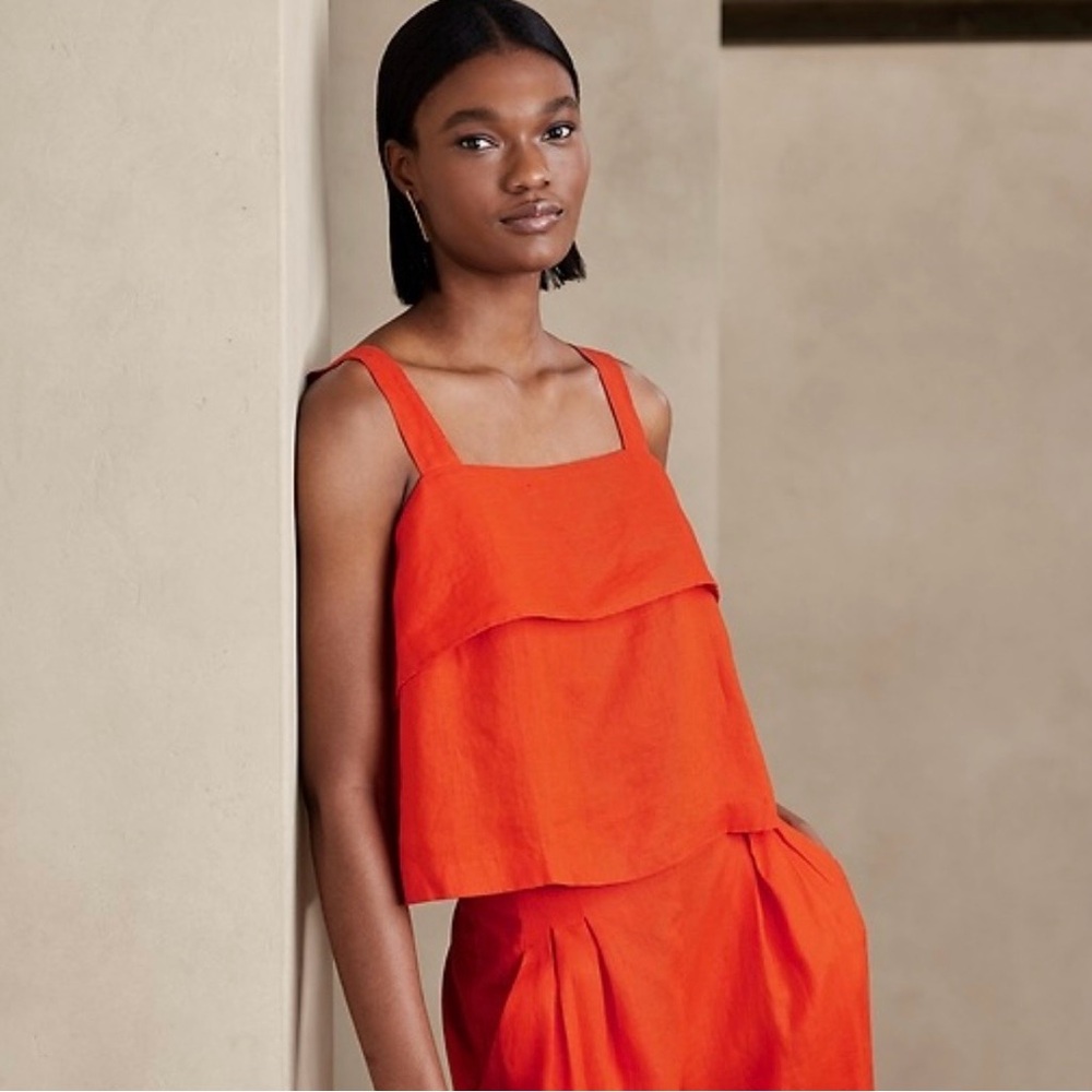 Mia square neck linen top
